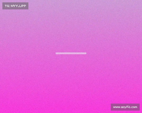 网球赛场热血沸腾,激烈对决引爆全场激情观众欢呼声不断